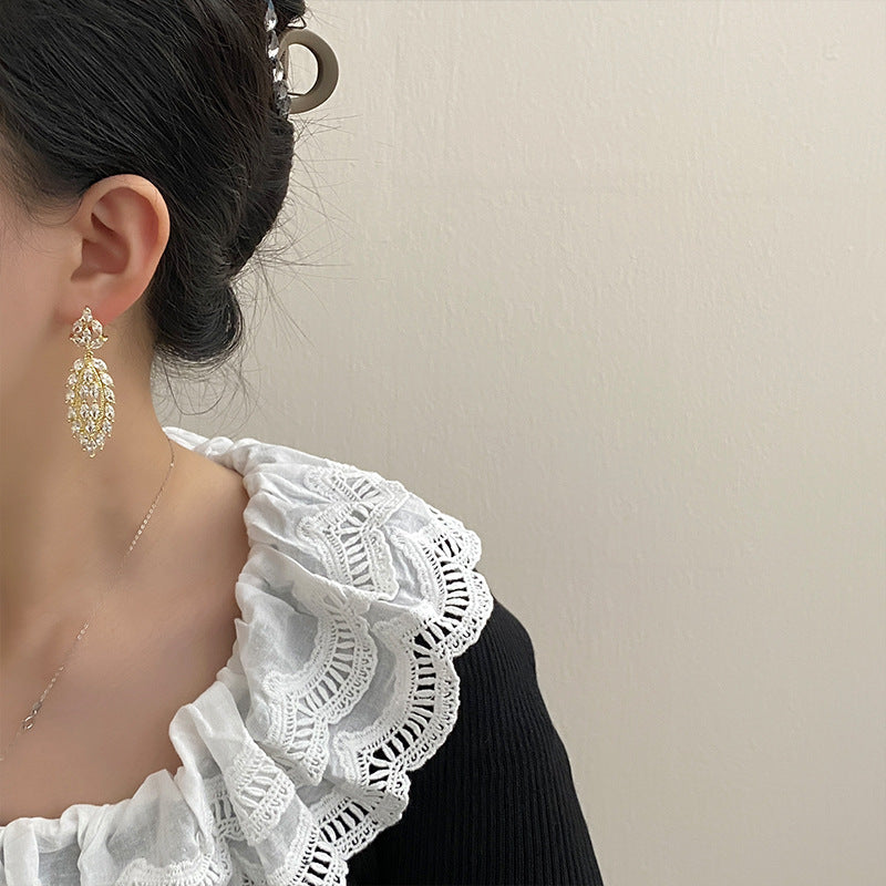 Wholesale Zircon Super Flash Light Luxury Micro Inlaid Leaf Earrings ACC-ES-NingKa005