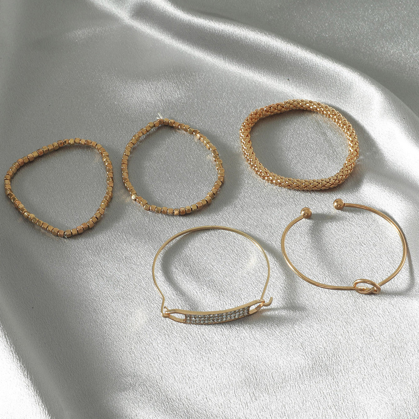 Wholesale Retro Geometric 5 Piece Bracelet Set Gold Tone Alloy Women S Everyday Fashion Jewelry Accessory