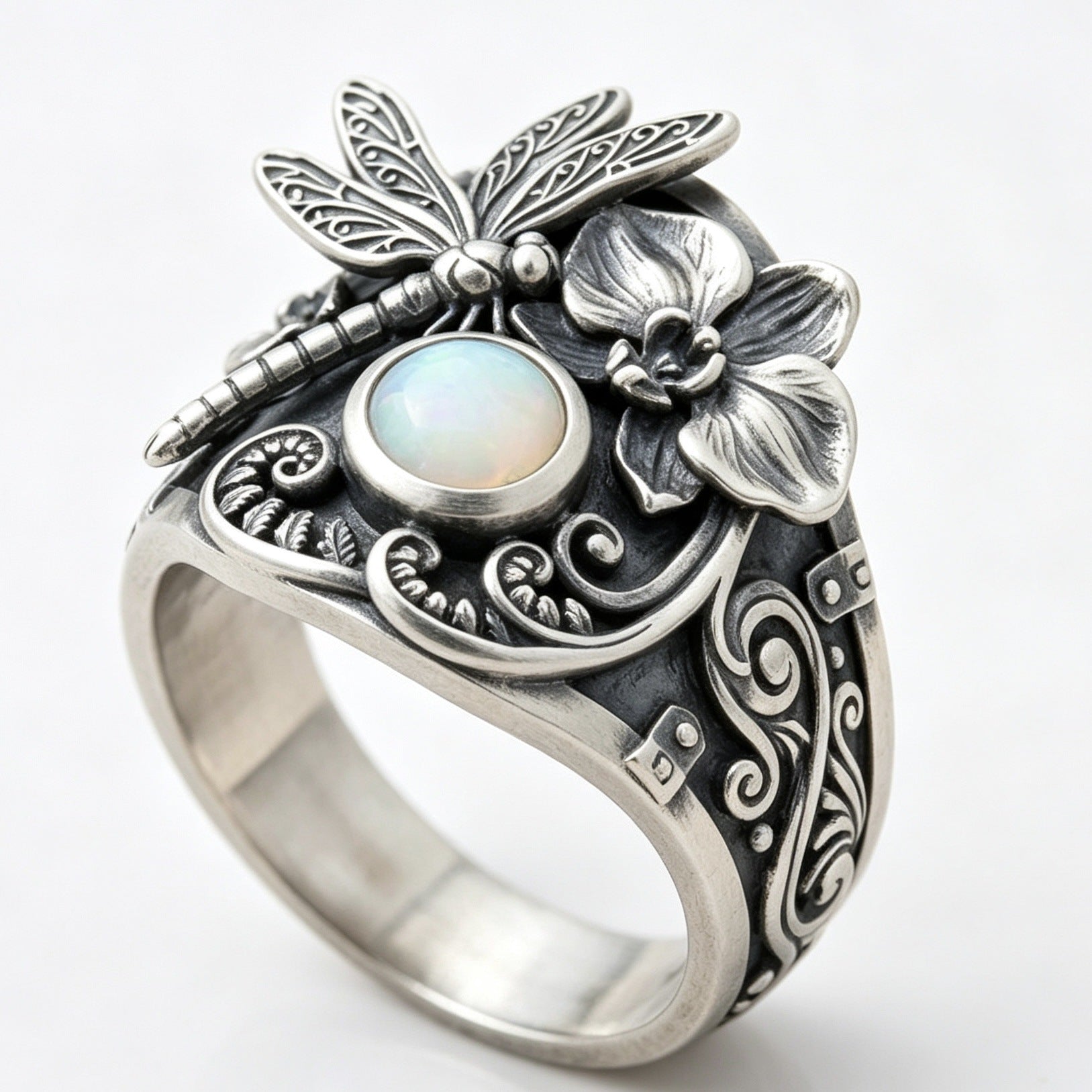 Wholesale Alloy Electroplated Vintage Dragonfly Ring for Women Jewelry Accessory