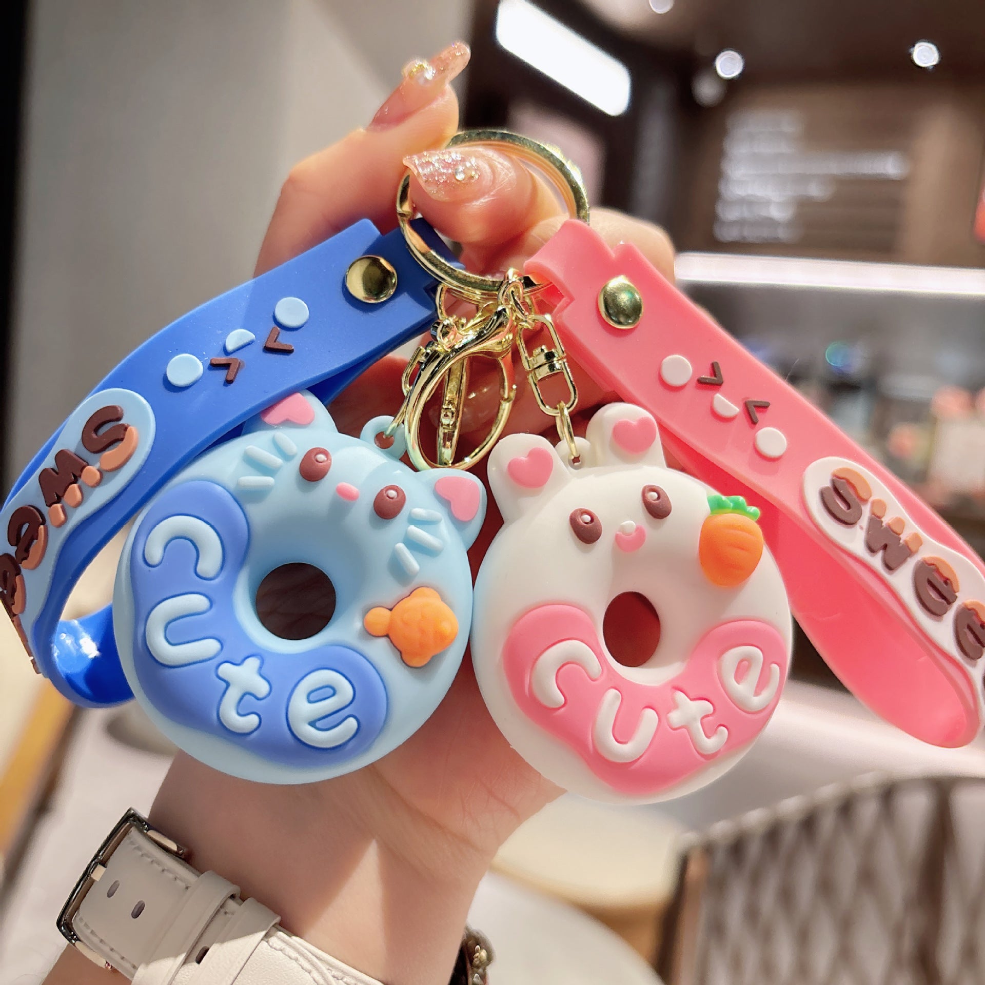 Wholesale 10pcs/pack Creative Pvc Cute Animal Donut Keychain