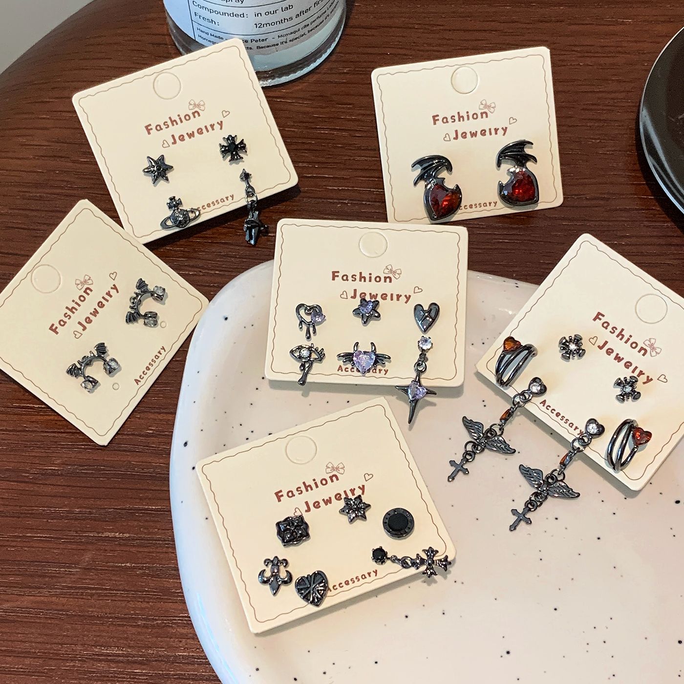 Wholesale silver needle earring design niche high-end cross earrings