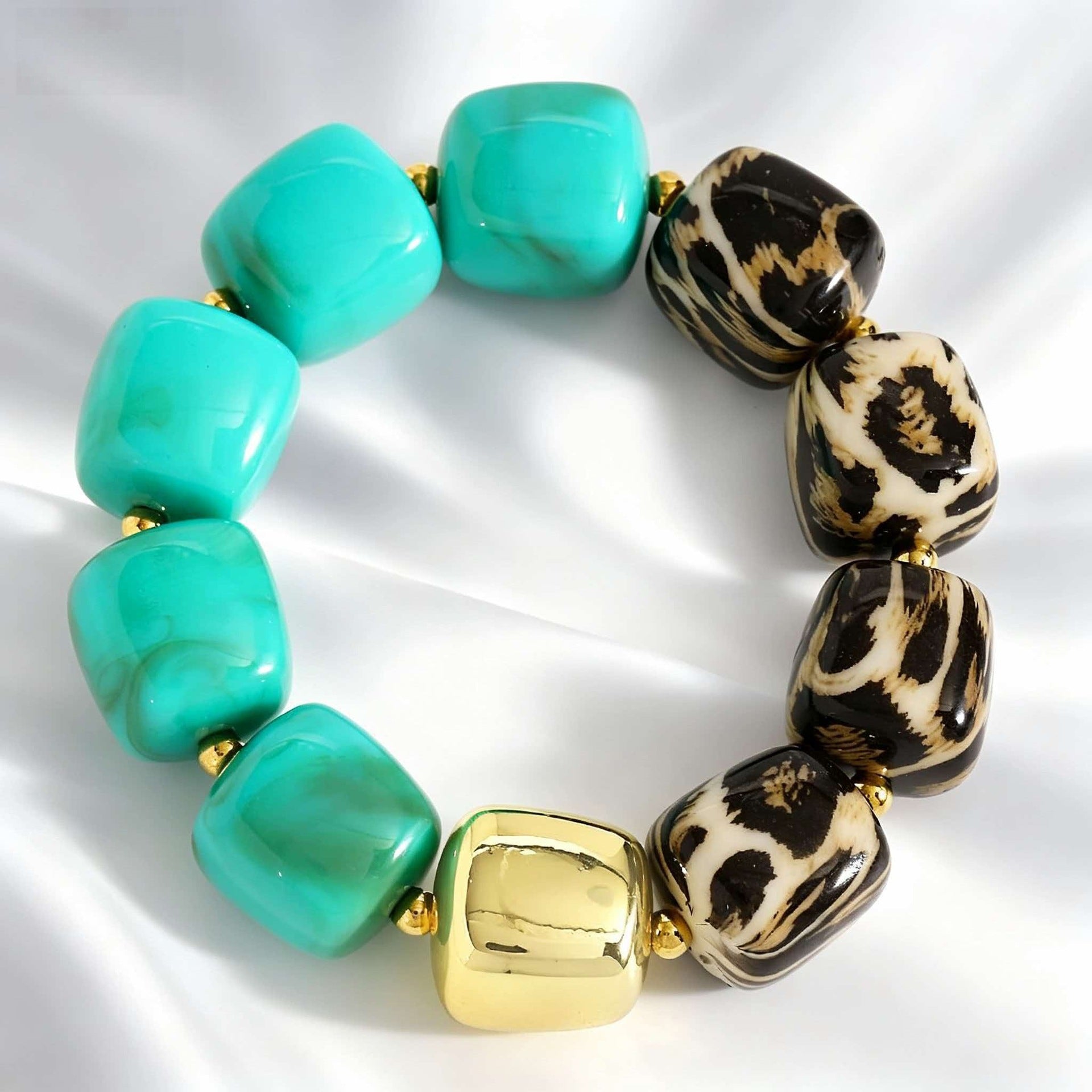 Wholesale Stylish Macaron Marble Resin Cube Bracelet Retro Gold Bead Design Everyday Unisex Jewelry Accessory Gift Resale