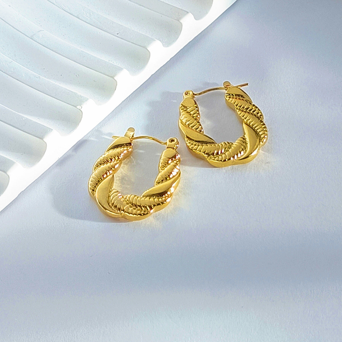 Wholesale stainless steel non-fading  earrings