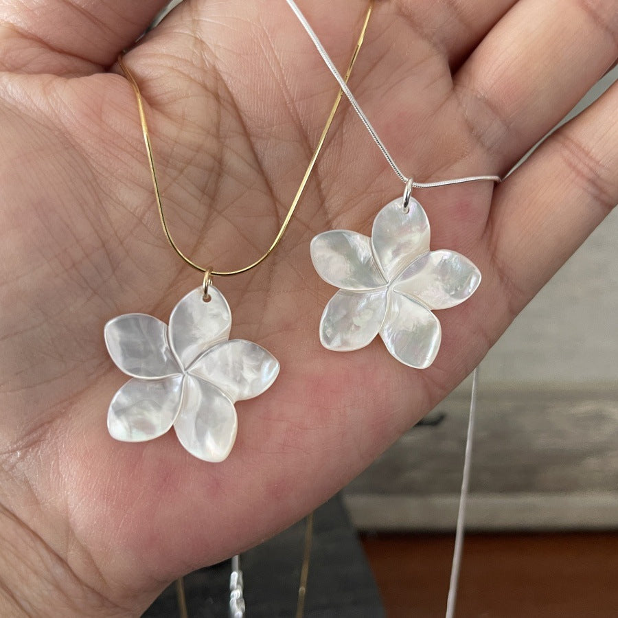 Wholesale  Summer  Blossom Peach  Flower Necklaces