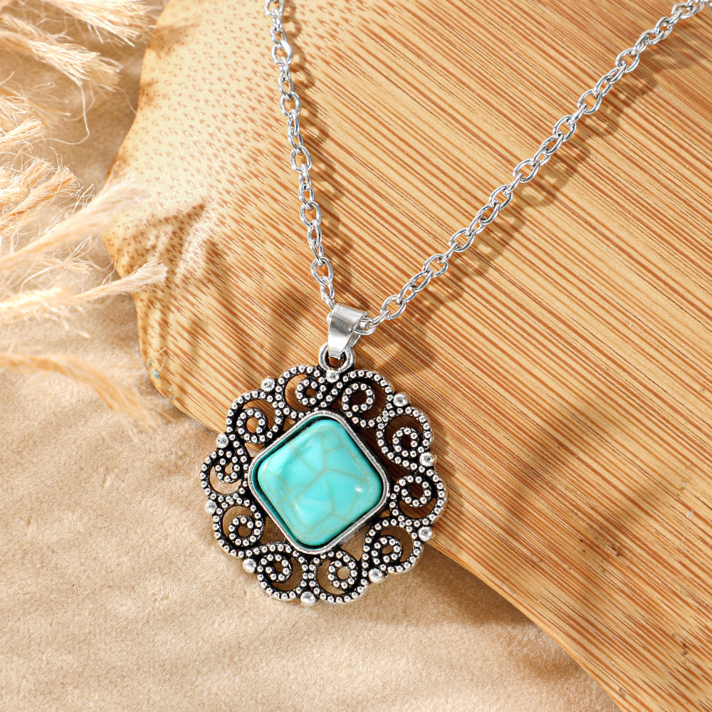Wholesale Bohemian Heart Drop Pendant Necklace - Ethnic Style Zinc Alloy Inlay for Everyday Fashion Accessory