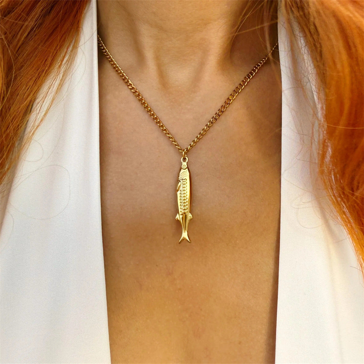 Wholesale Small Fish Pendant Necklace Gold Plated Stainless Steel Casual Everyday Fashion Accessory