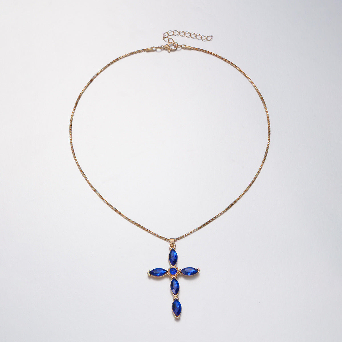 Wholesale Minimalist Cross Pendant Necklace with Rhinestones Zinc Alloy Electroplated Jewelry Accessory for Women Boutique Resale