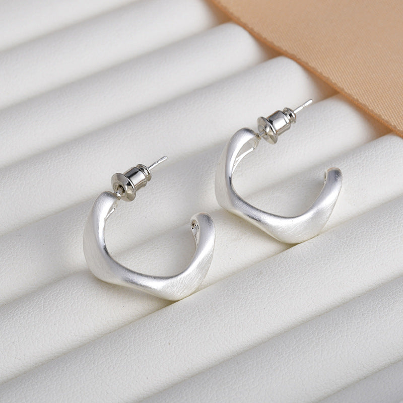 Wholesale  Geometric C- shaped Earrings