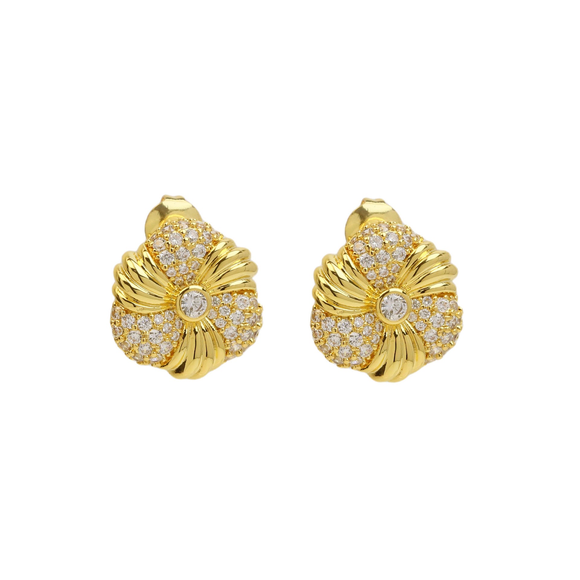 Wholesale  18K gold  flower shaped earrings brass earrings