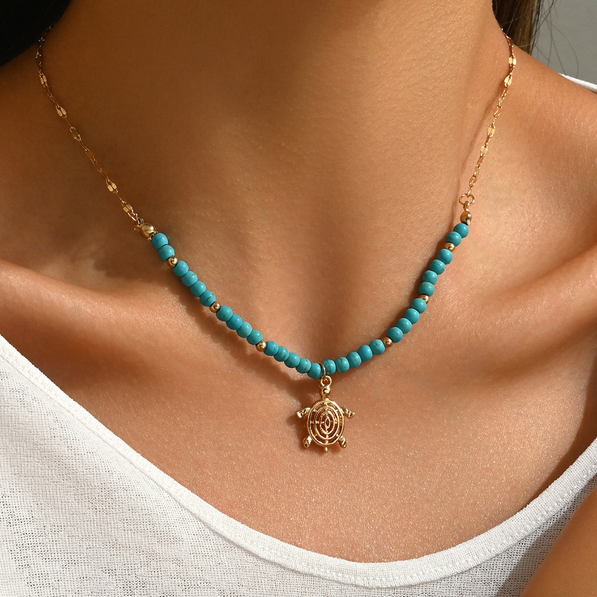 Wholesale Retro Beach Style Turtle Pendant  Turquoise Beaded Necklace