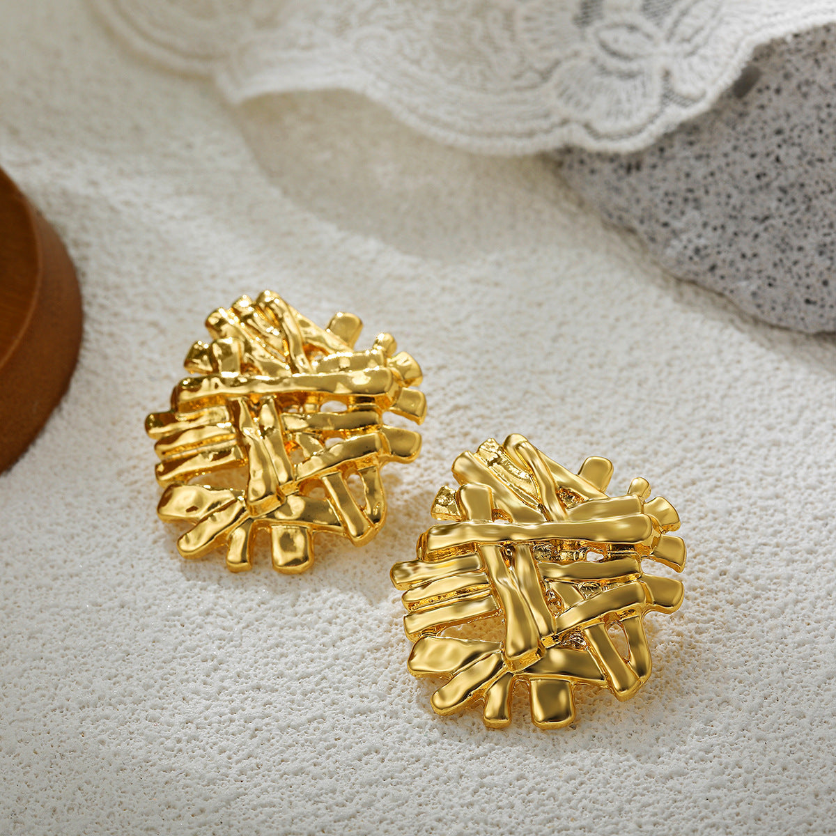 Wholesale  18K Gold Fireworks Shape Pleated Exaggerated Large Earrings