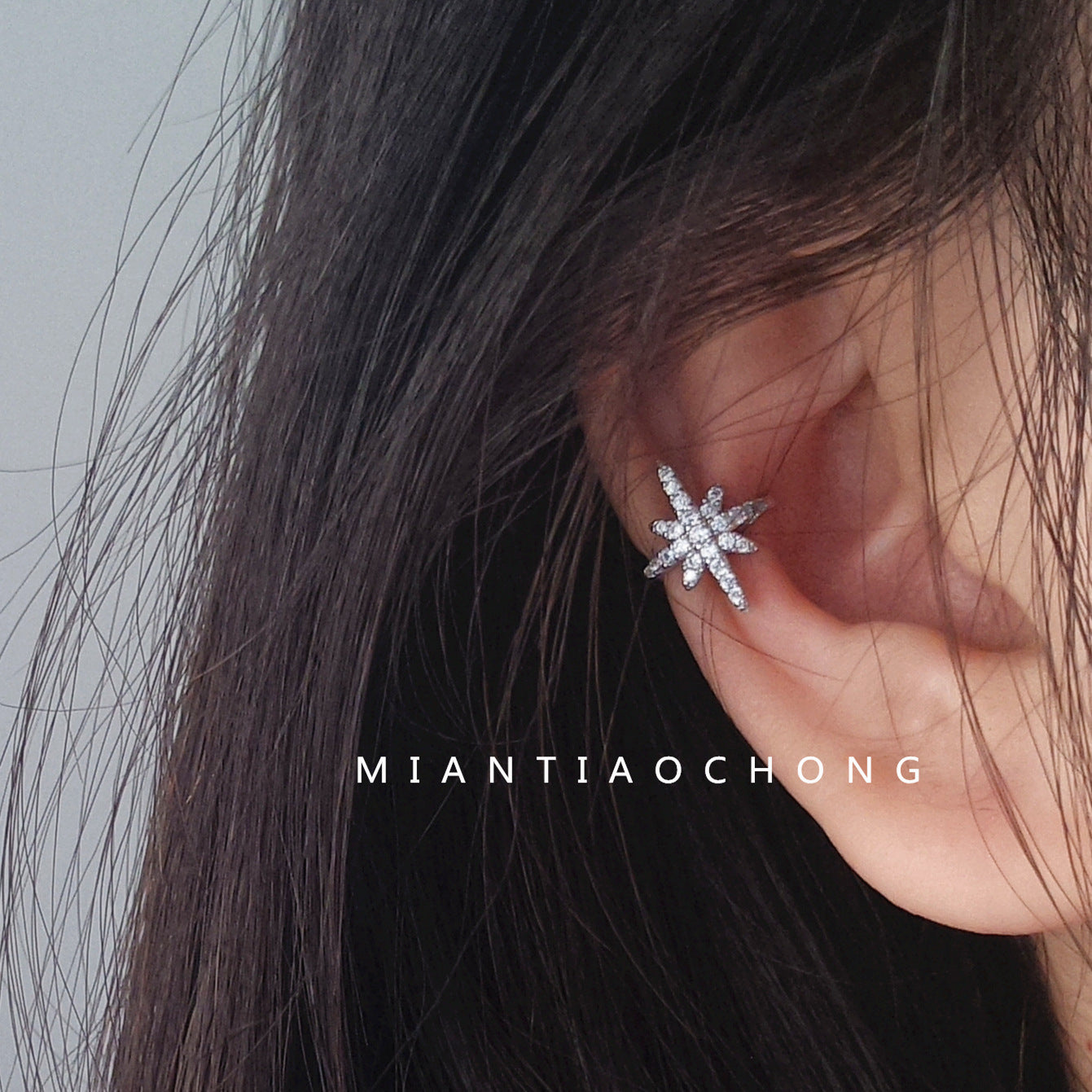 Wholesale Dazzling Six-Pointed Star Ear Cuff - Fashion Accessory for Party Wear &  Boutique Resale