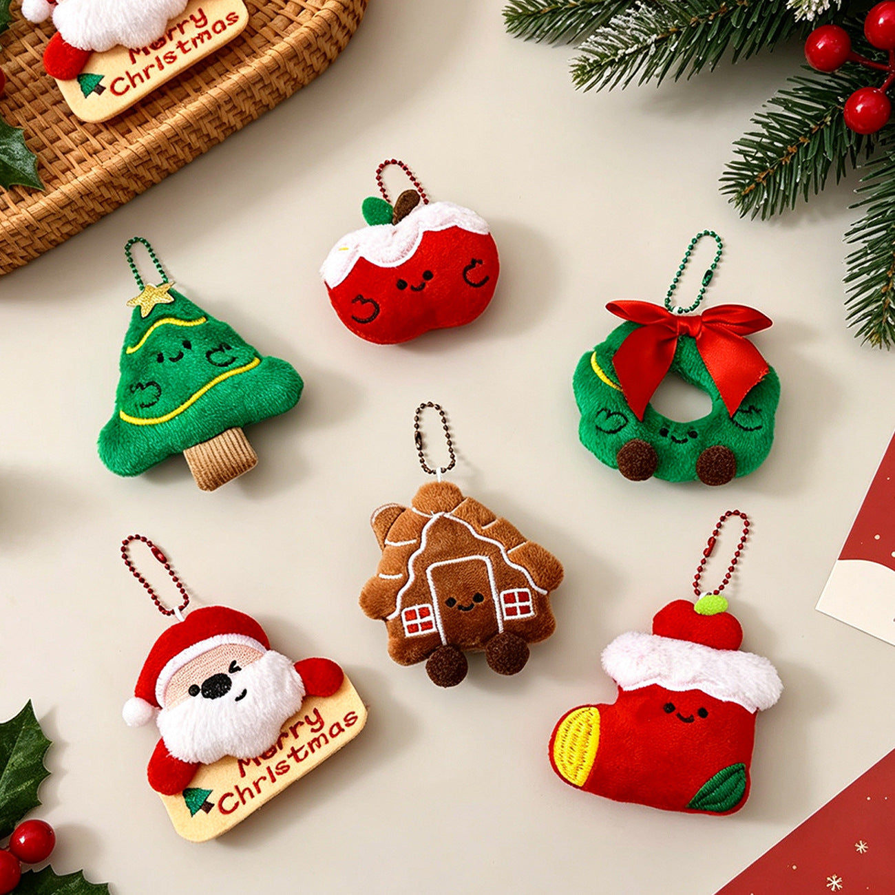 Wholesale Plush Christmas Tree Keychain Ornament Cartoon Festive Pendant For Backpack Bag Charm Holiday Gift Accessory