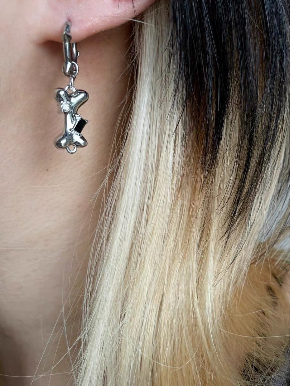 Wholesale Stainless Steel Punk Bone Rivet Earrings