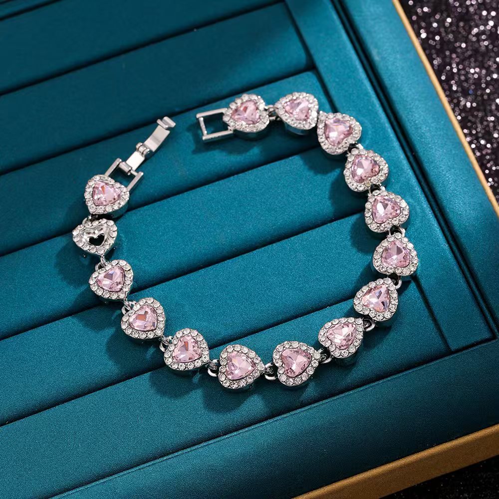 Wholesale Women' s Heart Bracelet White Red Love Heart Fashion Jewelry Accessory Gift