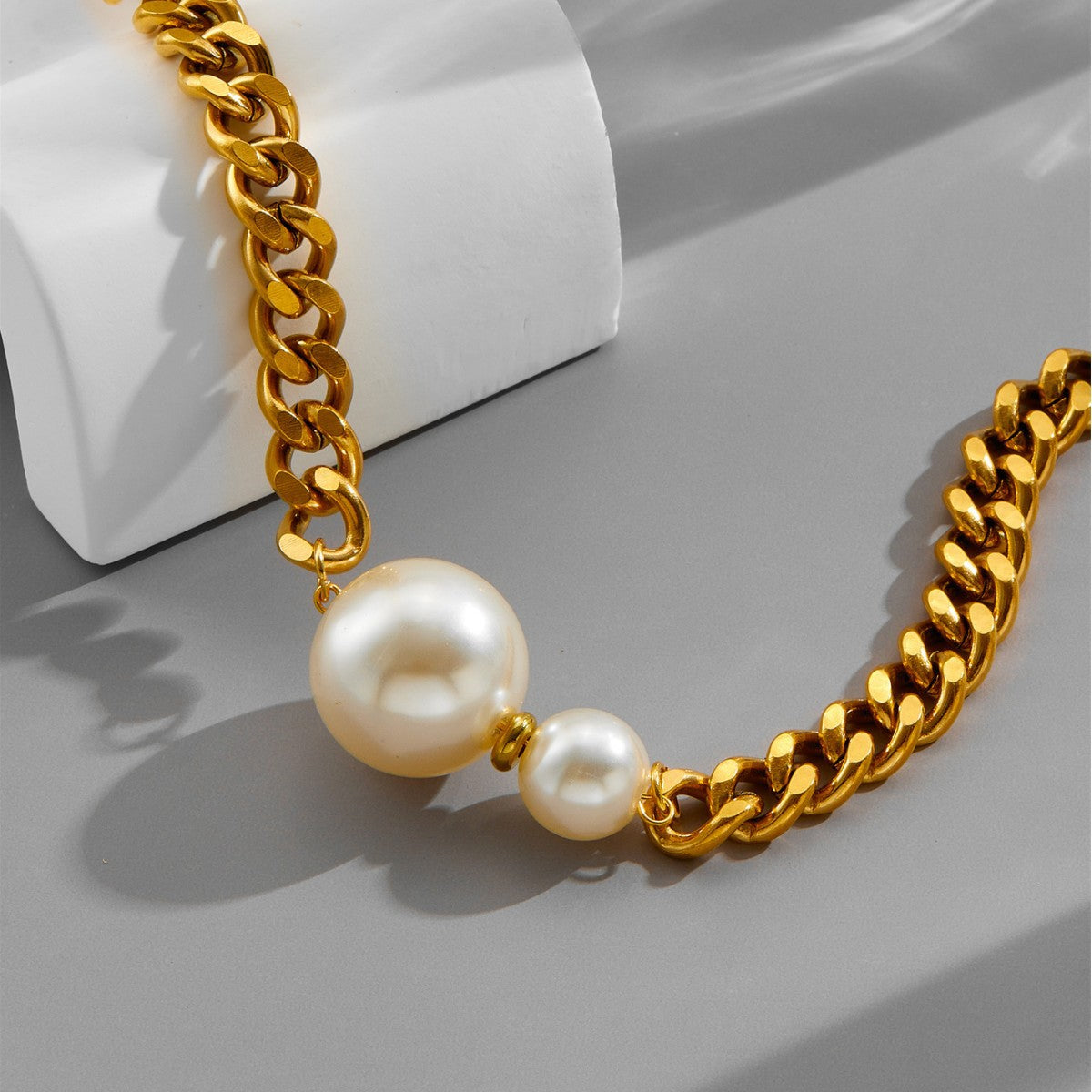 Wholesale Pearl Pendant Vintage Street Thick Chain Neck Chain Necklace