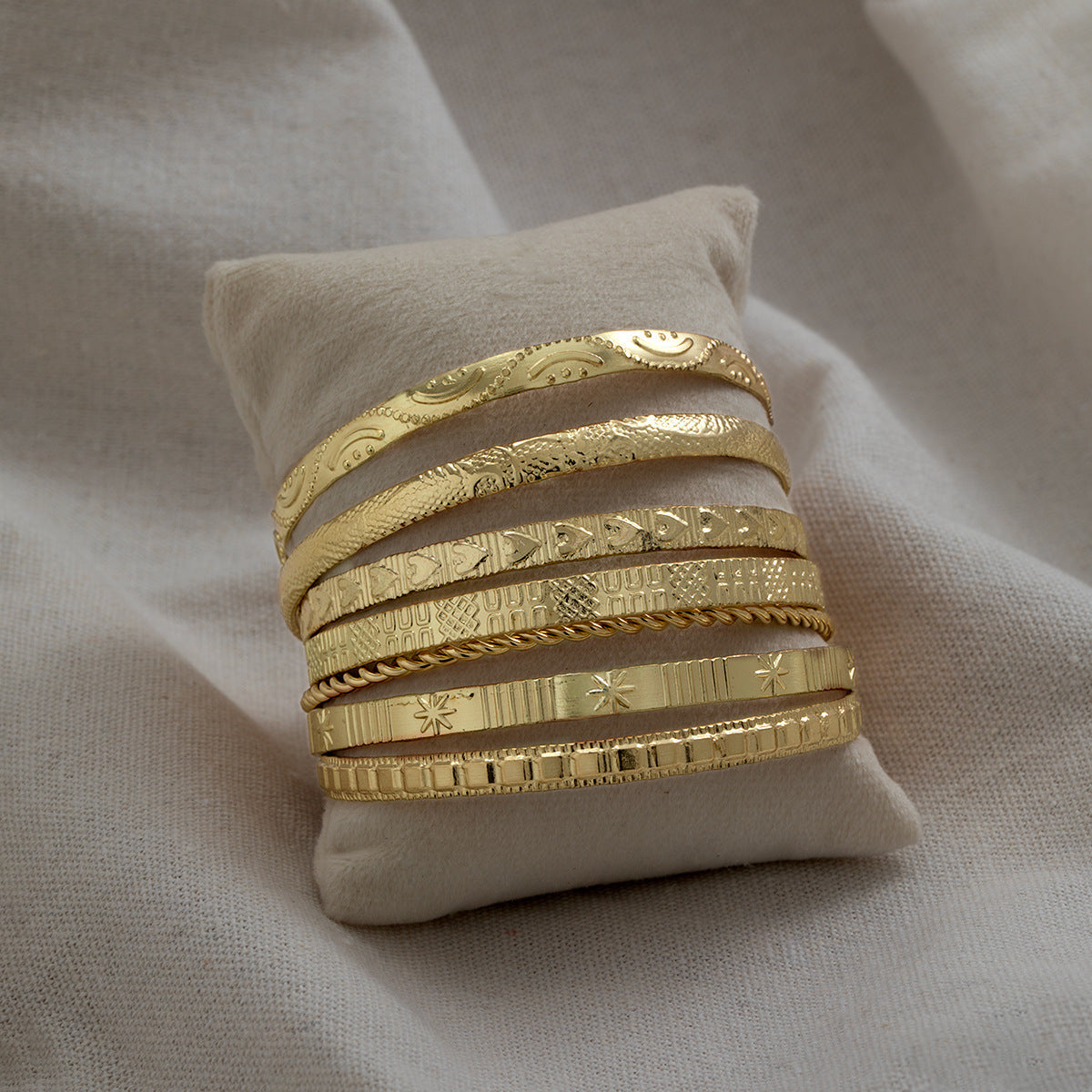 Wholesale Half Alloy Spiral  Round Bead Style  Opening Bracelet