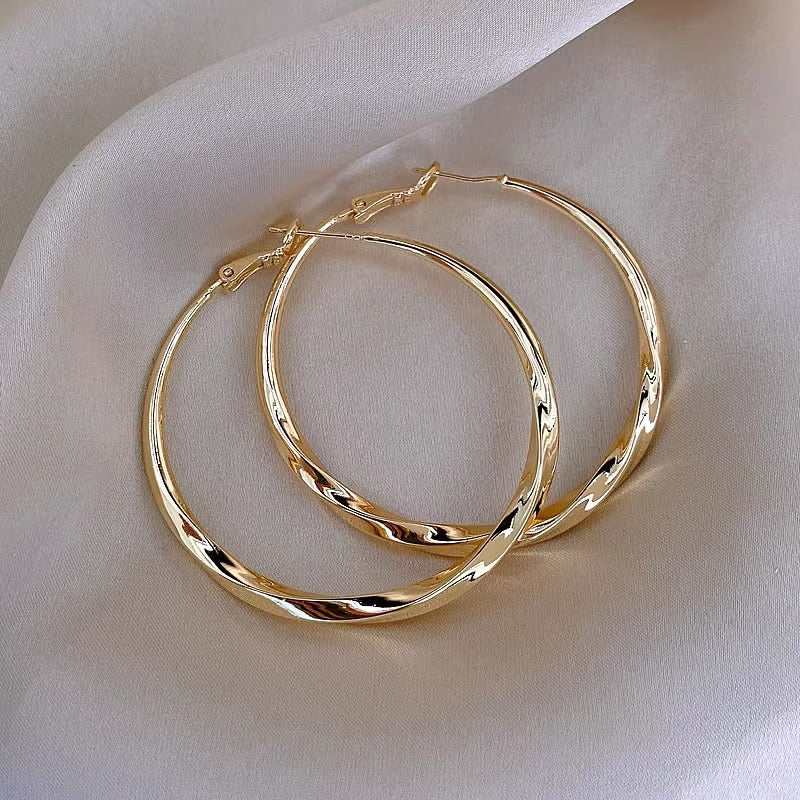 Wholesale Korean Style Elegant Copper Earrings Fashion Jewelry for Party Wear