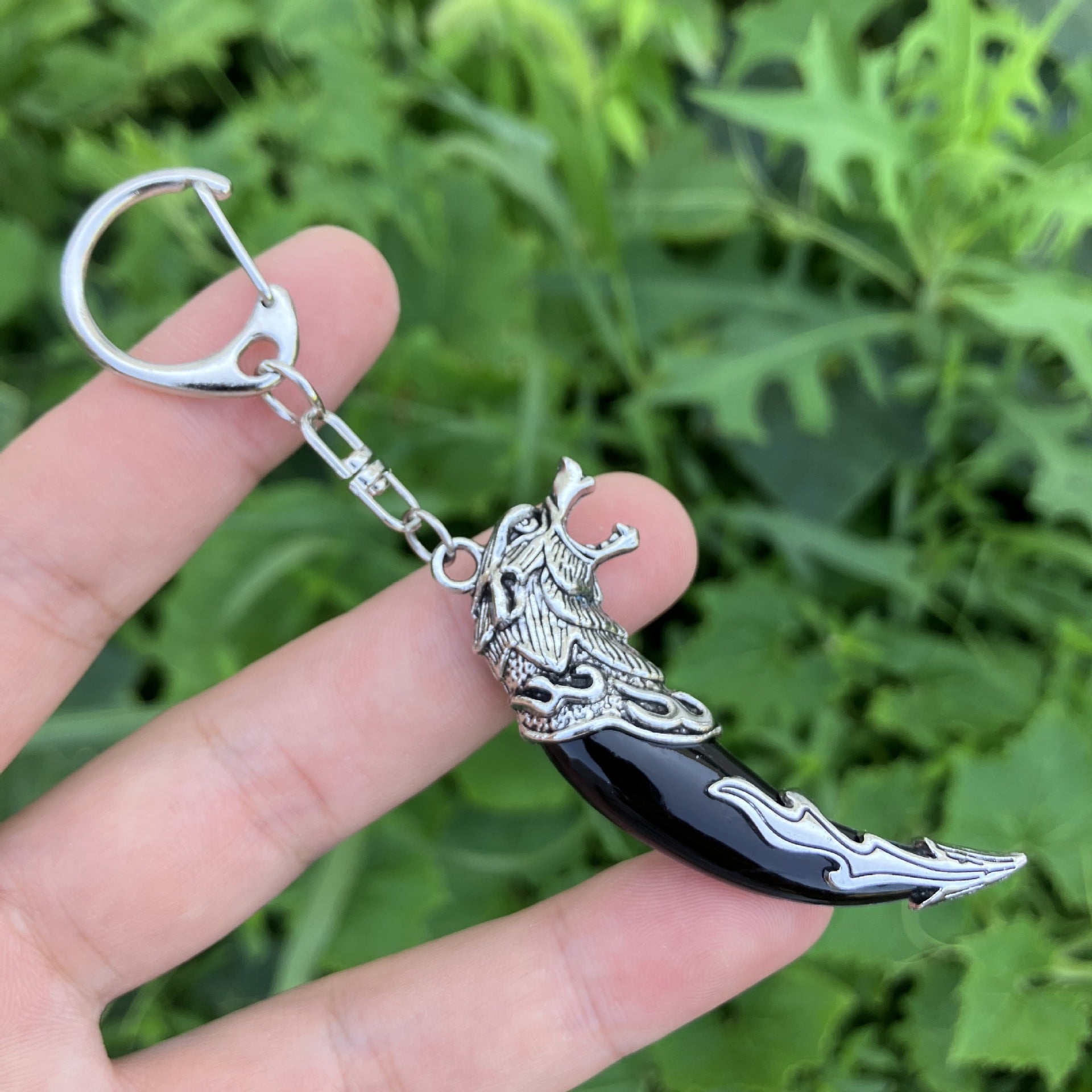 Wholesale Wolf Tooth Keychain For Men Retro Style Pendant Car Key Accessory Trendy Fashion Gift
