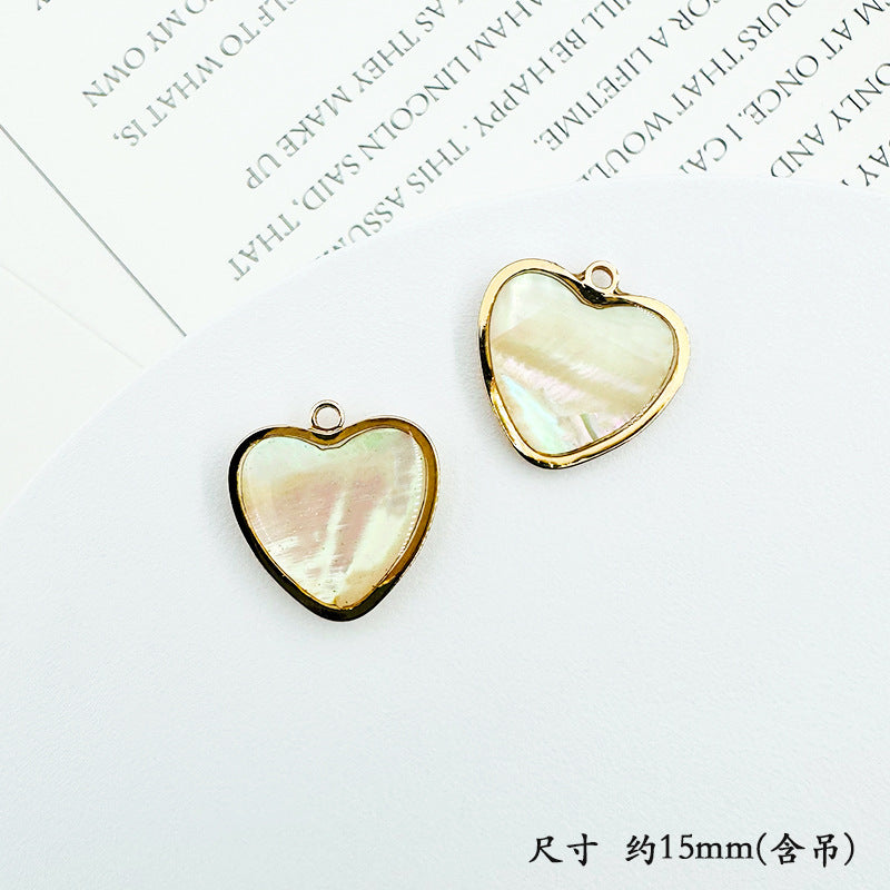 Wholesale Trendy Geometric Shell Pendant Copper Electroplated DIY Jewelry Accessory For Layering Necklaces Boutique Resale