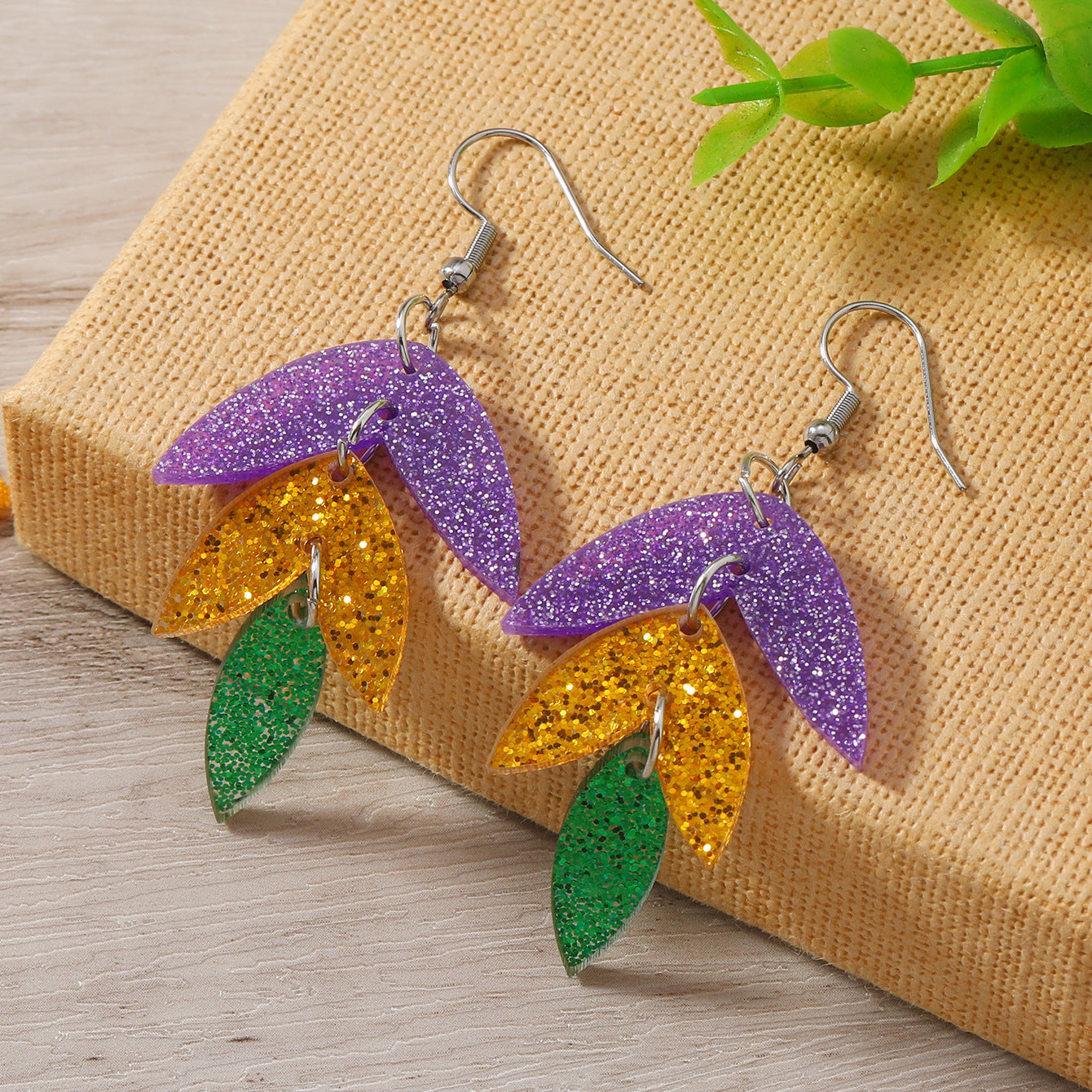 Wholesale three-color acrylic colorful sequin wheat ear leaf earrings