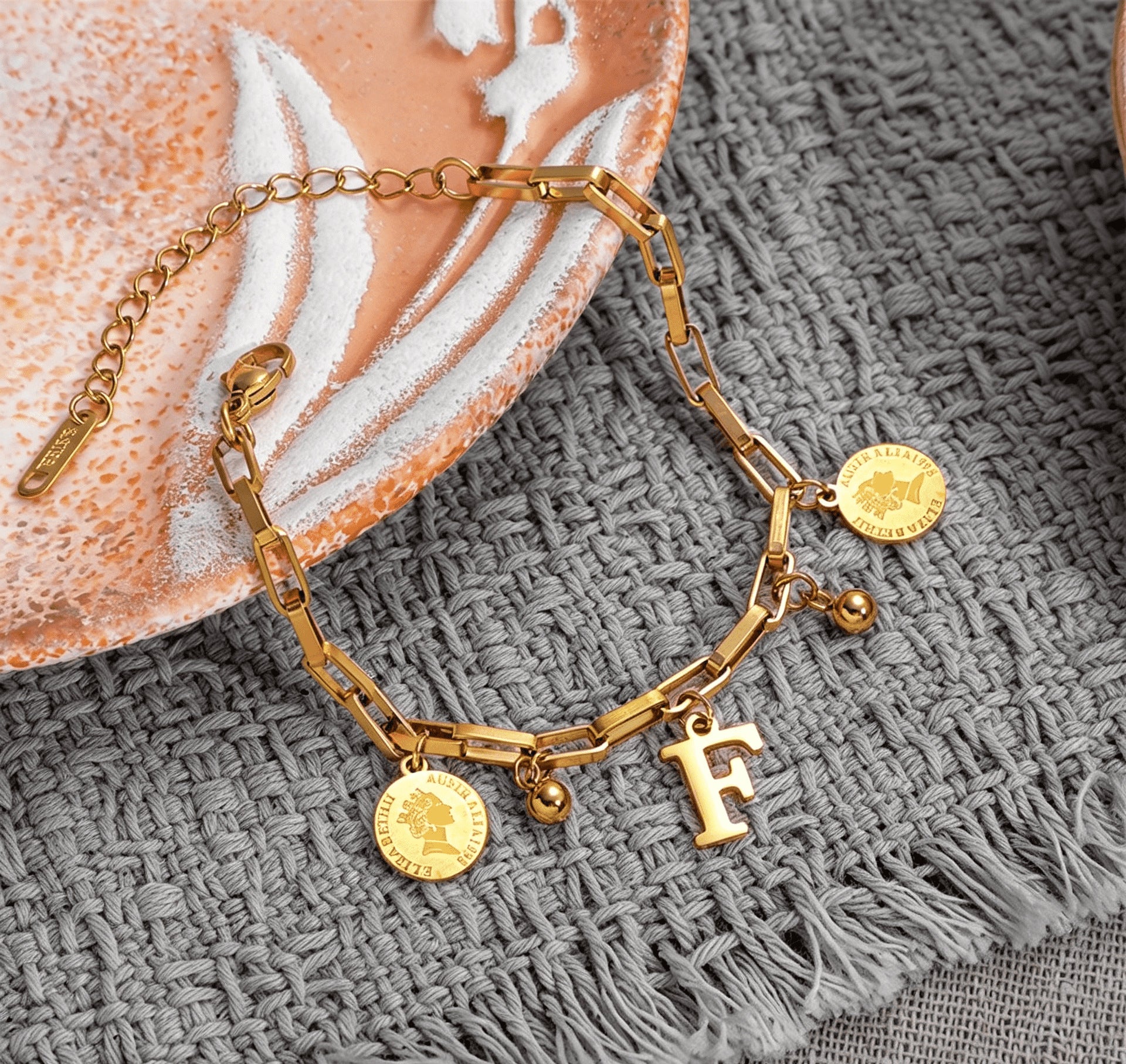 Wholesale Titanium Steel Gold Plated Letter Design Bracelet - Chic Fashion Accessory for Everyday Wear