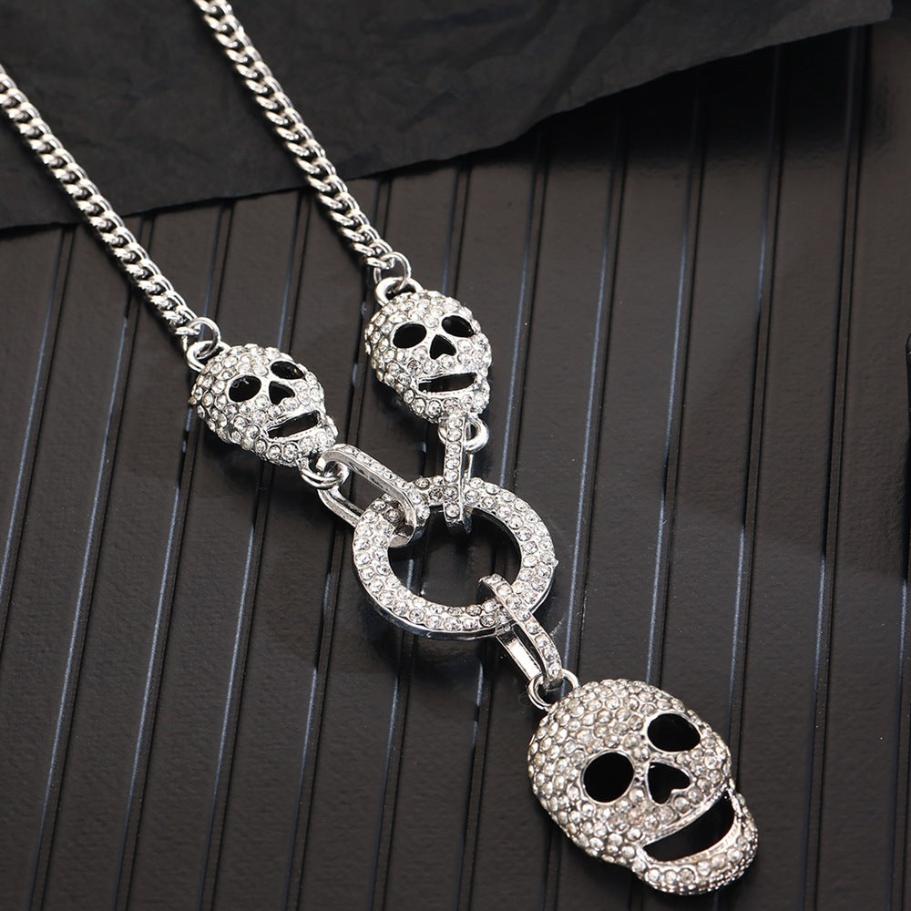 Wholesale Rhinestone Skull Necklace for Women,  Silver Alloy,  Multi-Layer Water Wave Chain,  Fashion Jewelry Accessory for Boutique Resale