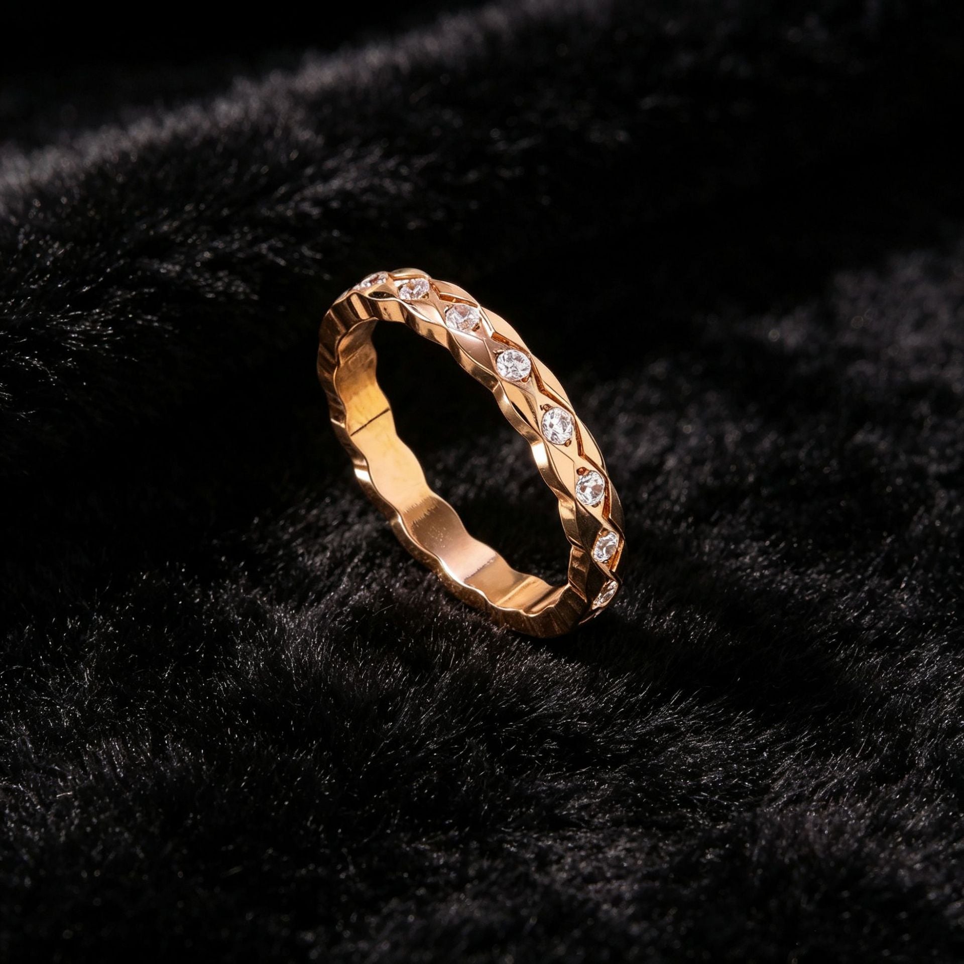 Wholesale Gold Plated Stainless Steel Style Diamond Pattern Ring Jewelry Accessory