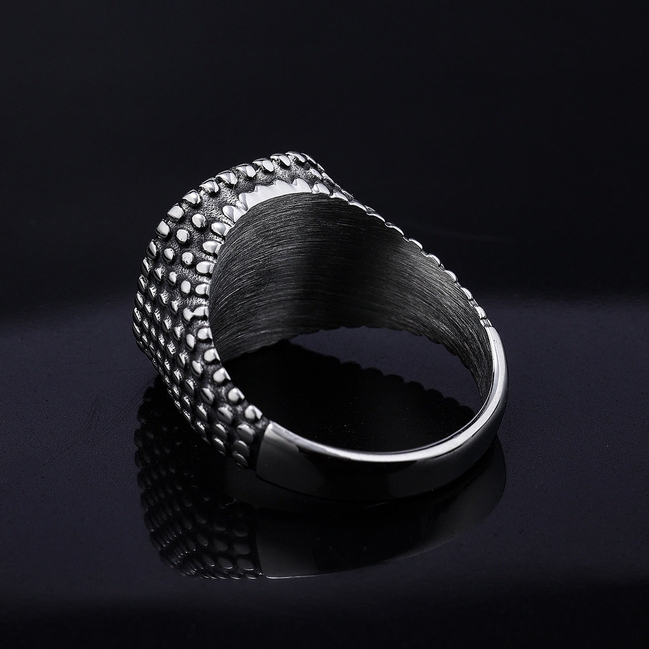 Wholesale Titanium Steel Nordic hot domineering black glue ring