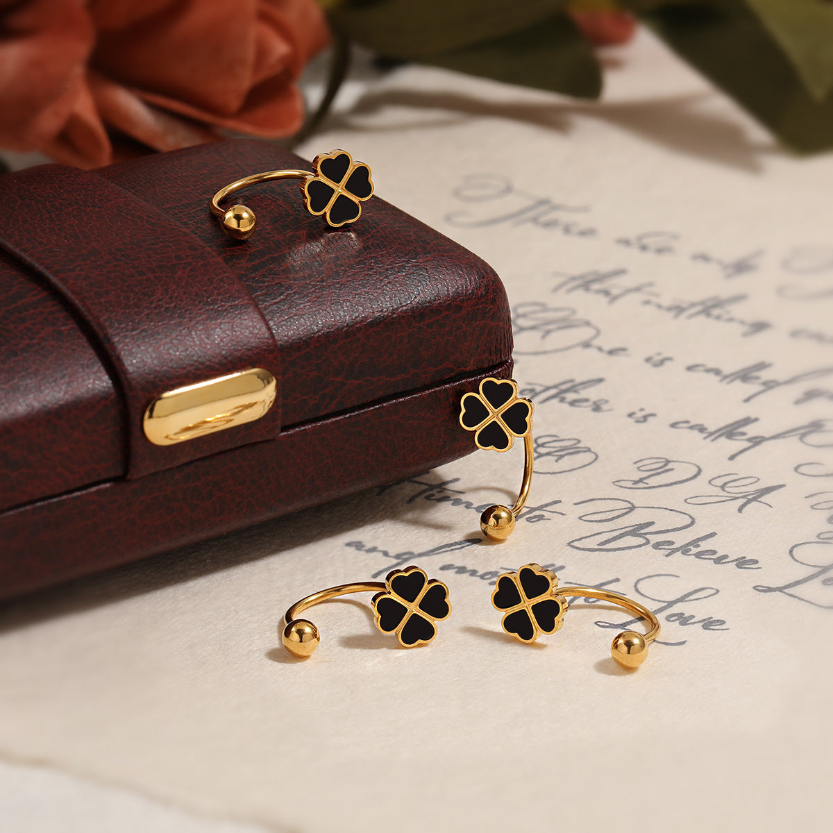 Wholesale  Light Luxury New Niche Four Love Combination Four-leaf Clover Ear Bone Earrings