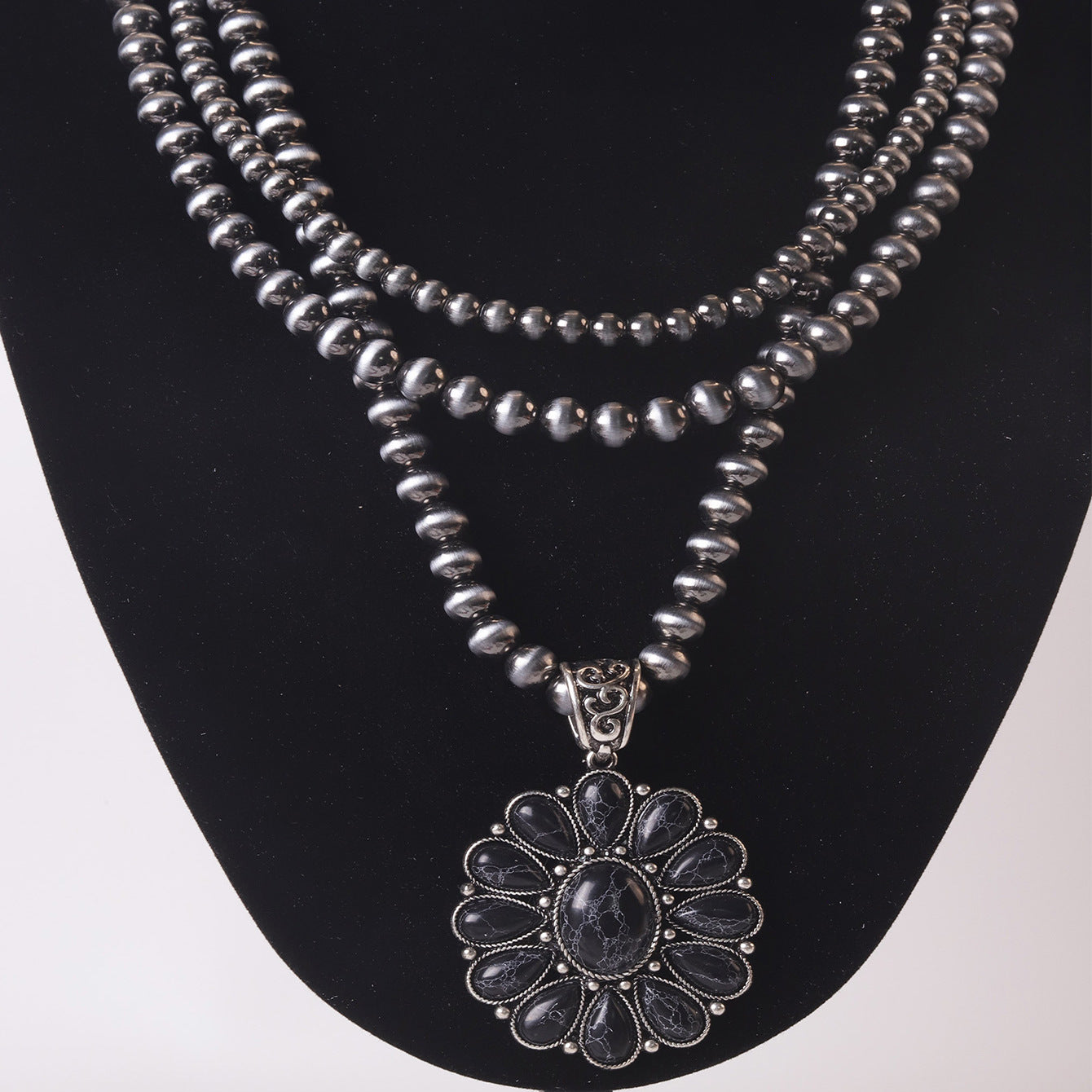 Wholesale Bohemian Zinc Alloy Turquoise Pendant Necklace,  Fashion Accessory for Gift Boutique Resale