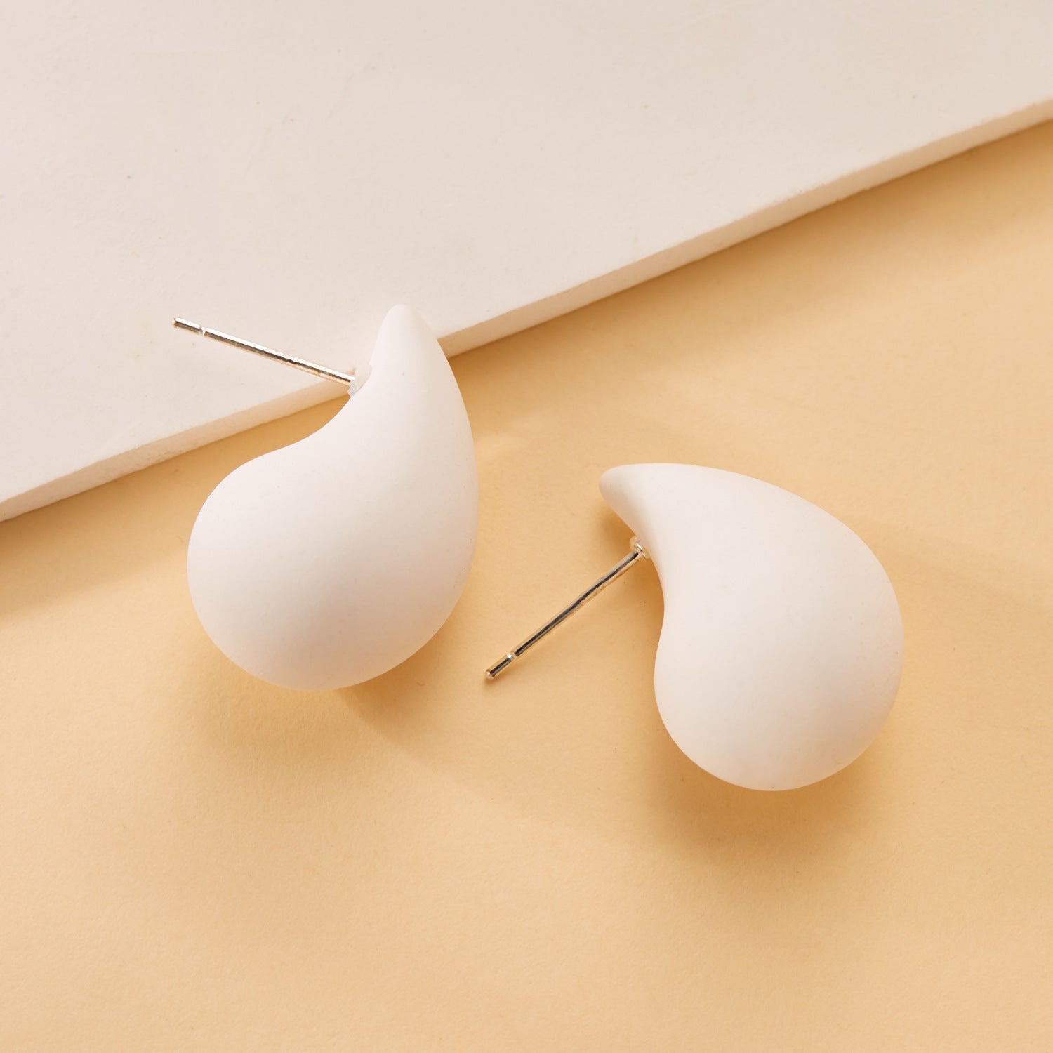 Wholesale Acrylic Water Drops Teardrop-shaped Earrings