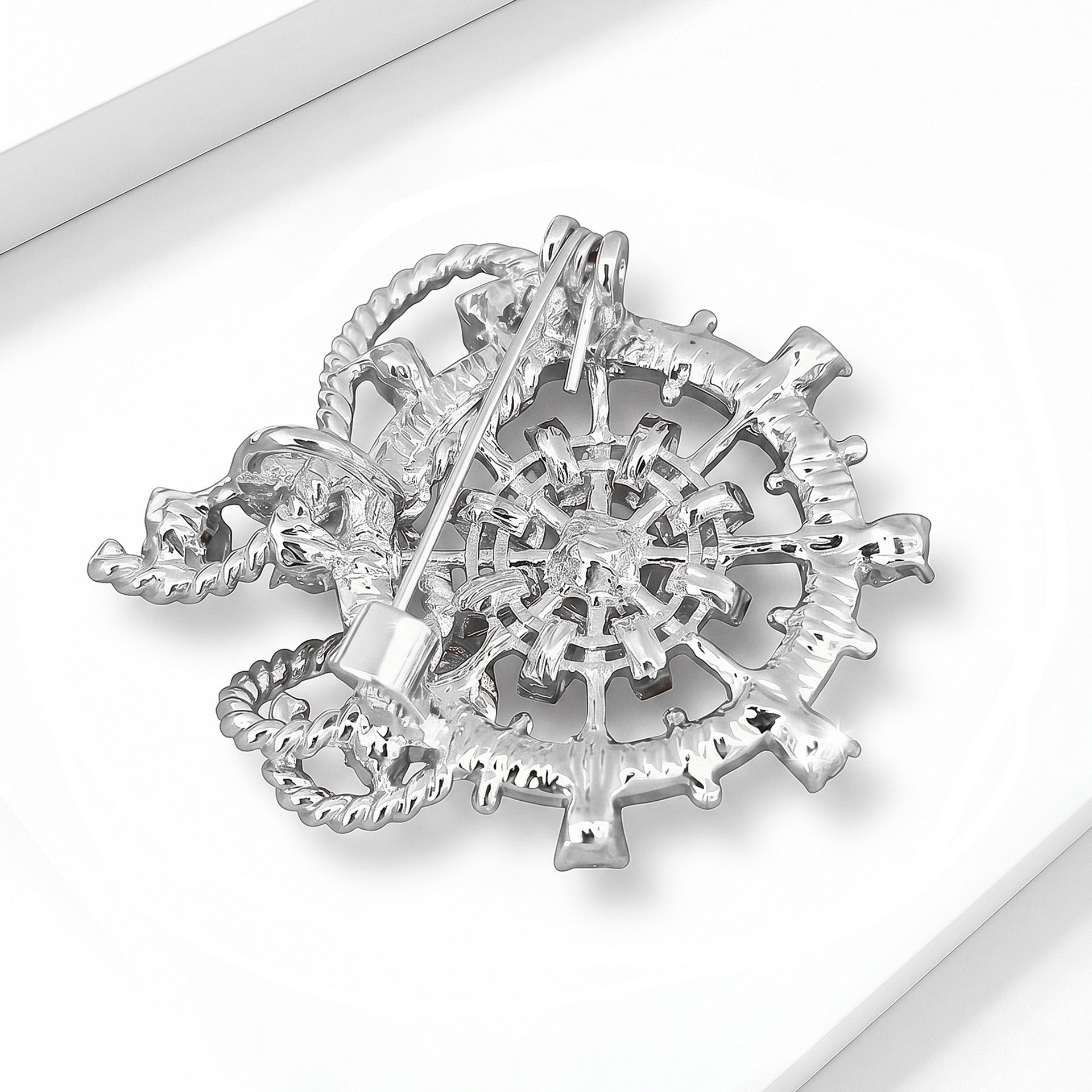 Wholesale Alloy Rhinestone Korean Style Anchor Brooch Pin For Women Cardigan Fashion Accessory