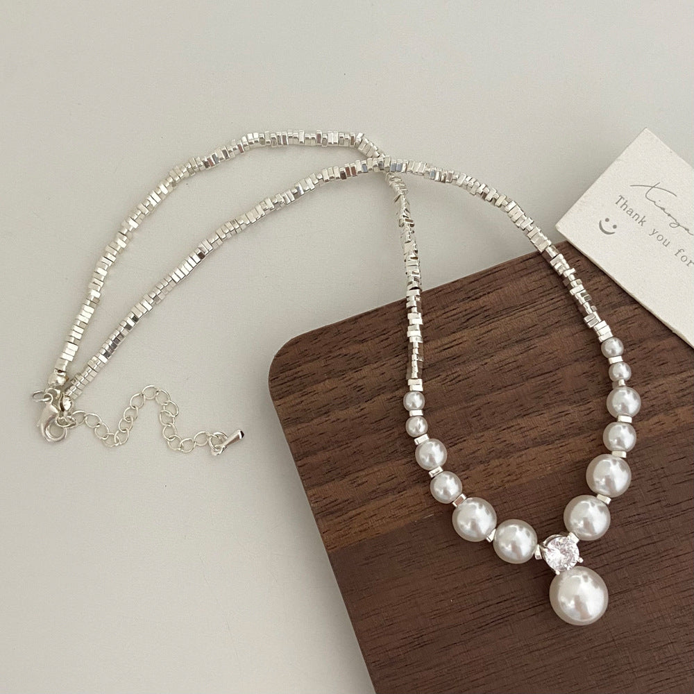 Wholesale  pearl necklace jewelry  light luxury light luxury niche design necklace