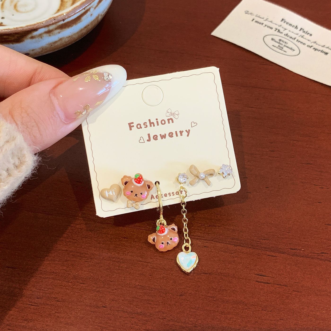 Wholesale Cute cat earrings with bows and cartoon silver needles  love Maillard earrings