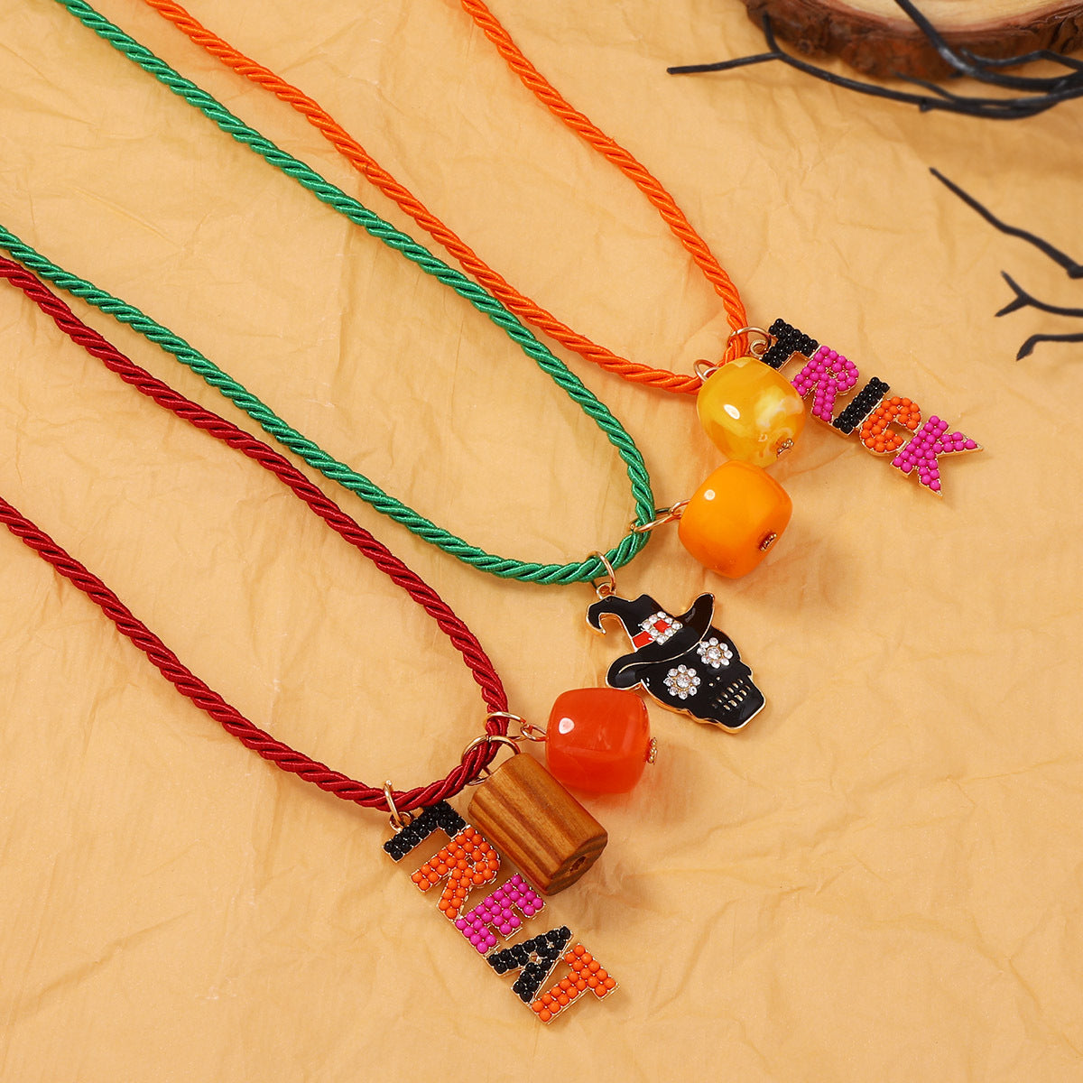 Wholesale  alloy rice bead letter oil drop skull necklace