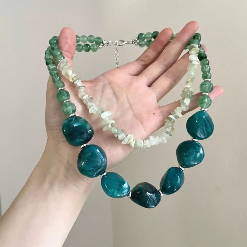 Wholesale Green Irregular Resin Pendant Necklace Geometric Design Fashion Accessory Boutique