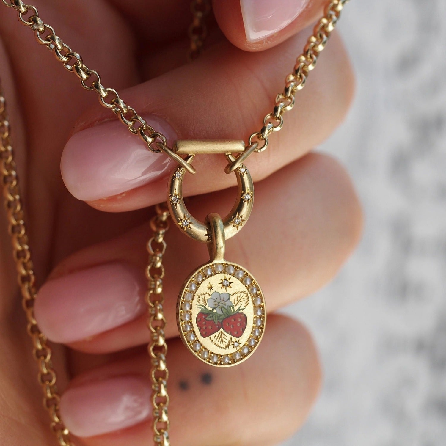 Wholesale Titanium Steel Light Luxury Pearl Strawberry Necklace