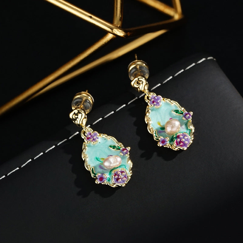 Wholesale color fashion retro oil painting wind  water beads earrings