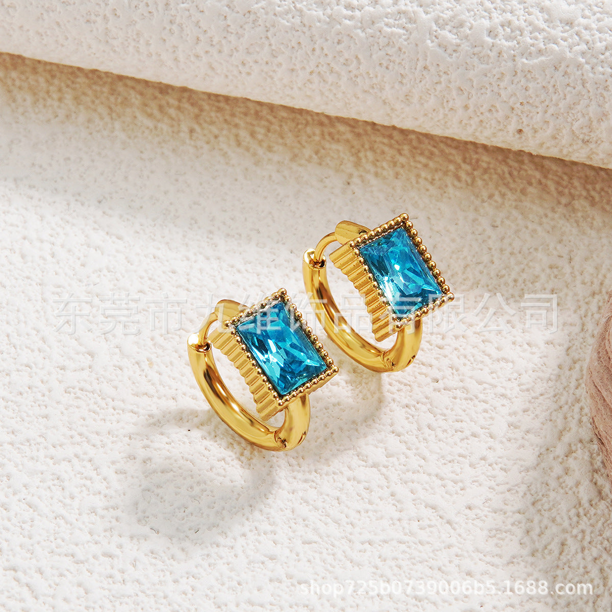 Wholesale stainless steel earrings vintage emerald diamond earrings