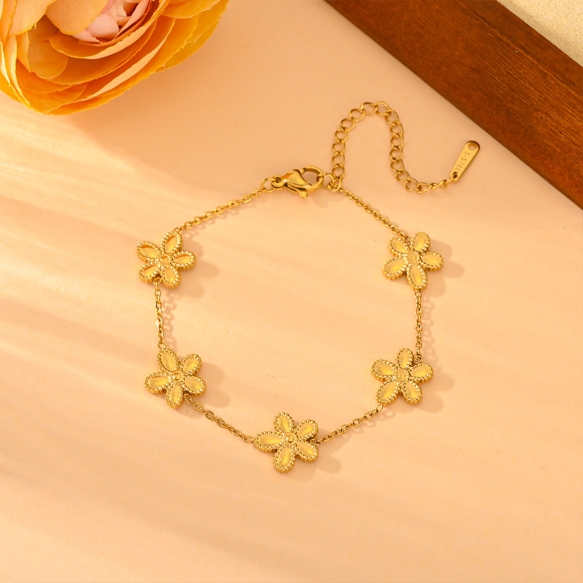 Wholesale Lovely  Design Stainless Steel Bracelet and Necklace Set Fashion Accessory