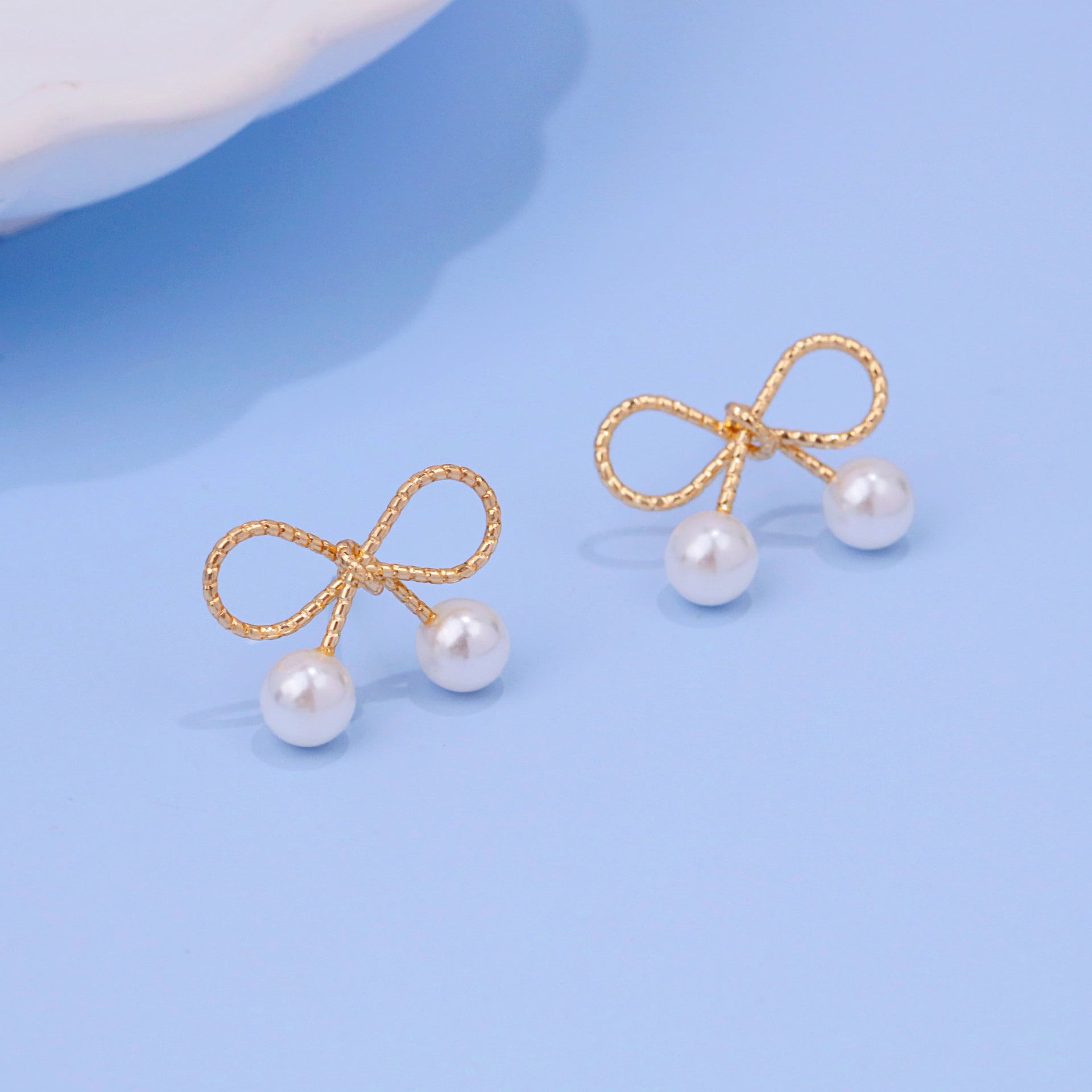 Wholesale  Bow Pearl Earrings