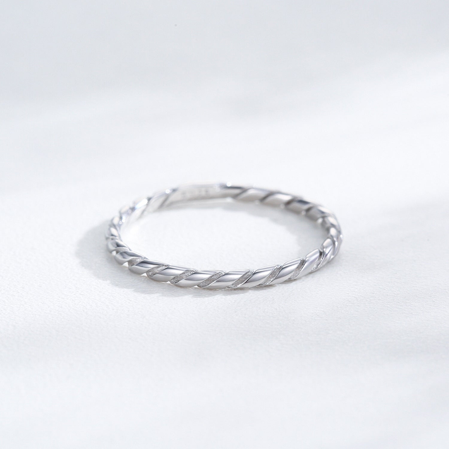 Wholesale S925 Sterling Silver  Arrow Metal Texture Simple Plain Silver Ring