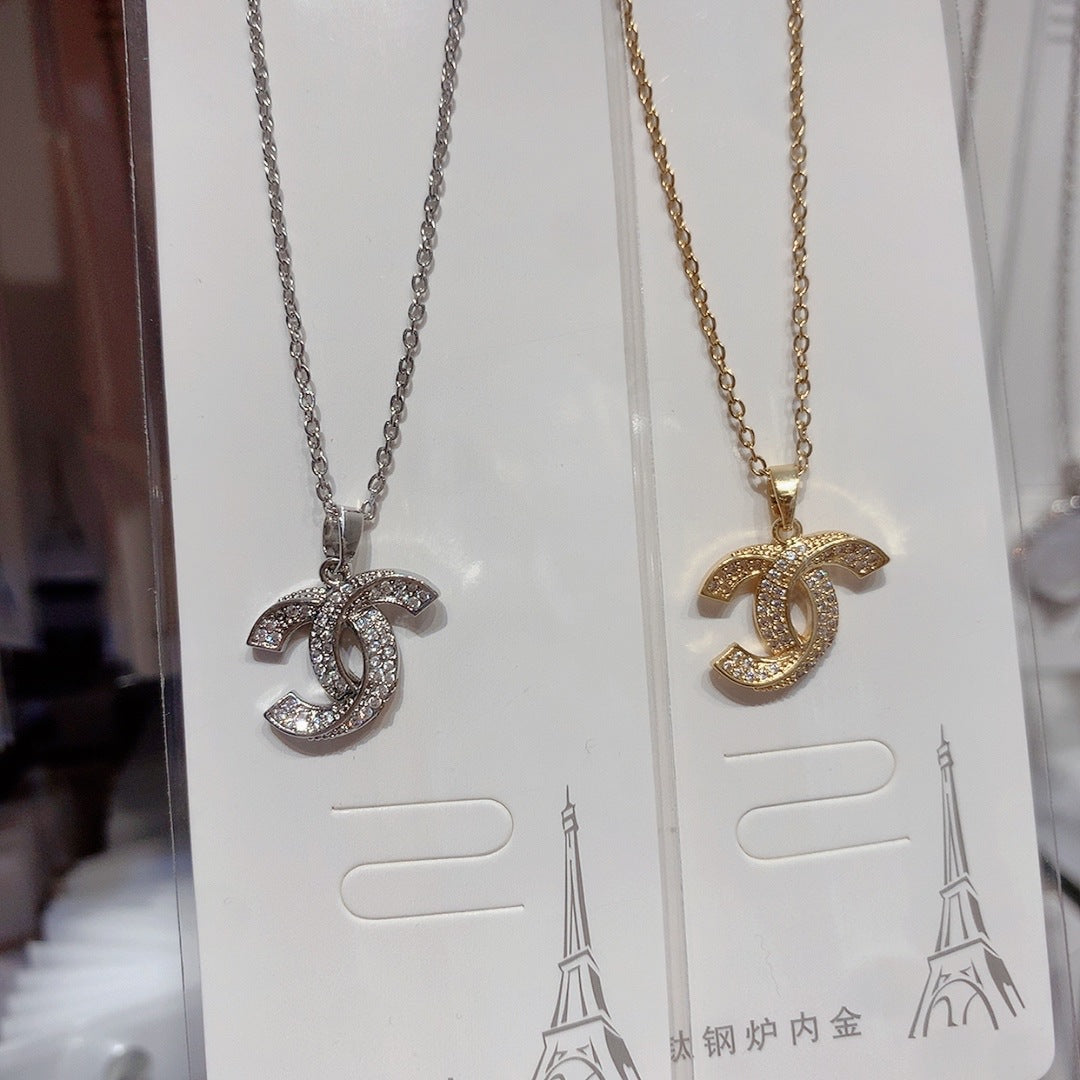 Wholesale Titanium Steel Zircon Blingbling Double C-shaped Light Luxury Necklace