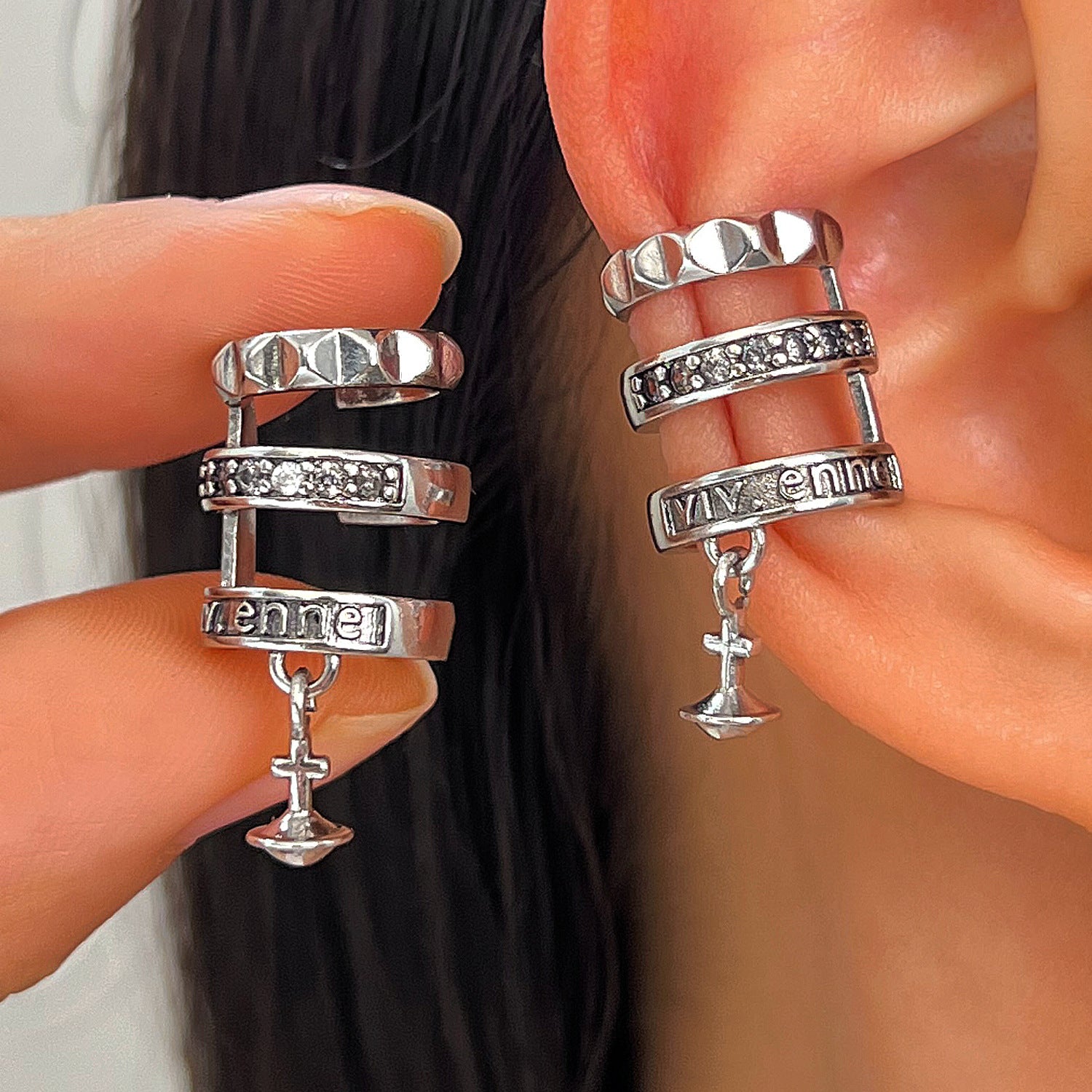 Wholesale Vintage Distressed Multi Layer Ear Clip Cross Pendant Punk Rhinestone Letter Ear Cuff For Women Fashion Jewelry Accessory Gift