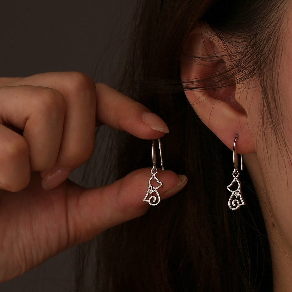 Wholesale Simple Cat Earrings for Women,  Copper Electroplated Fashion Accessory