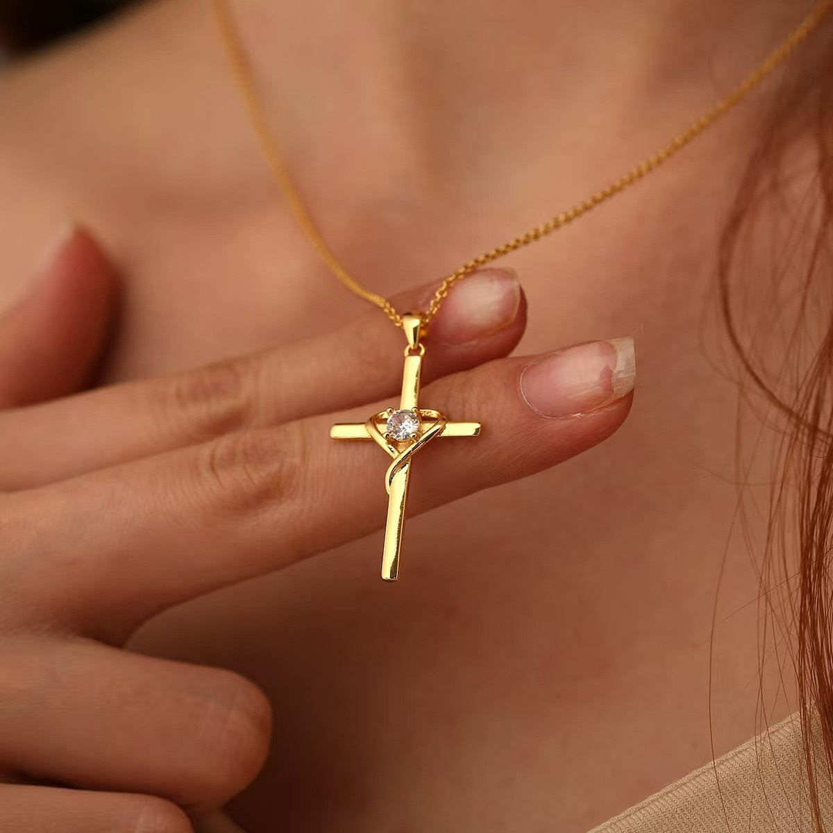 Wholesale Real Gold Plated Cross Pendant Necklace with Zircon,  Fashion Jewelry Accessory for Women Gift