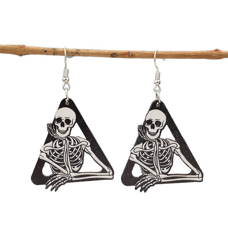 Wholesale Wooden Triangle Skull Earrings  Cartoon Print Fashion Jewelry Accessory