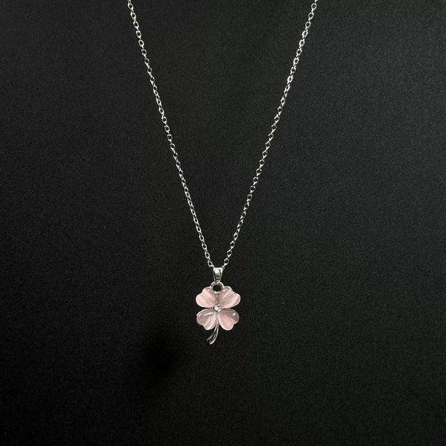 Wholesale Stylish Pink Lucky Flower Necklace Women Minimalist Clavicle Chain Fashion Jewelry Accessory Gift