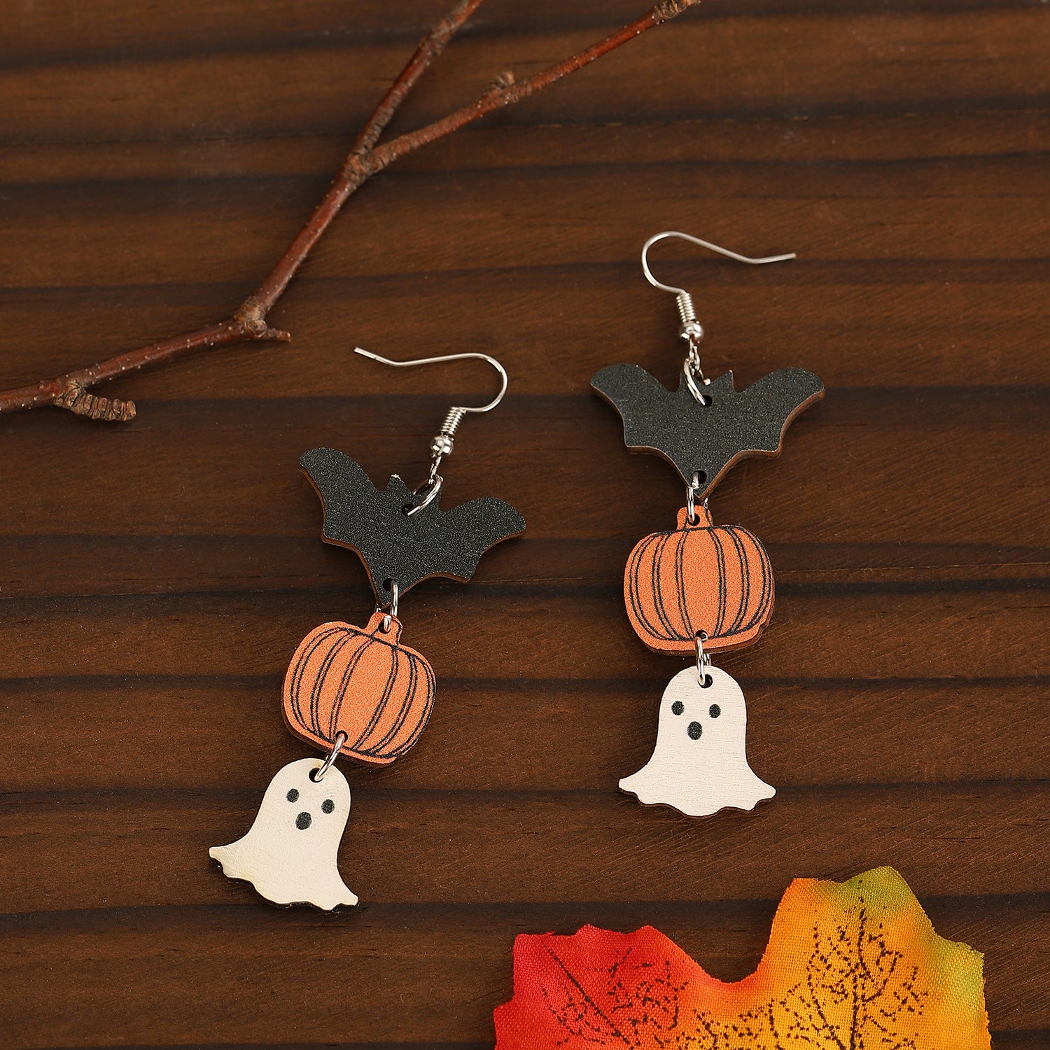 Wholesale Wooden  Earrings Funny Pumpkin Maple Leaf Ghost Design Party Wear Fashion Accessory